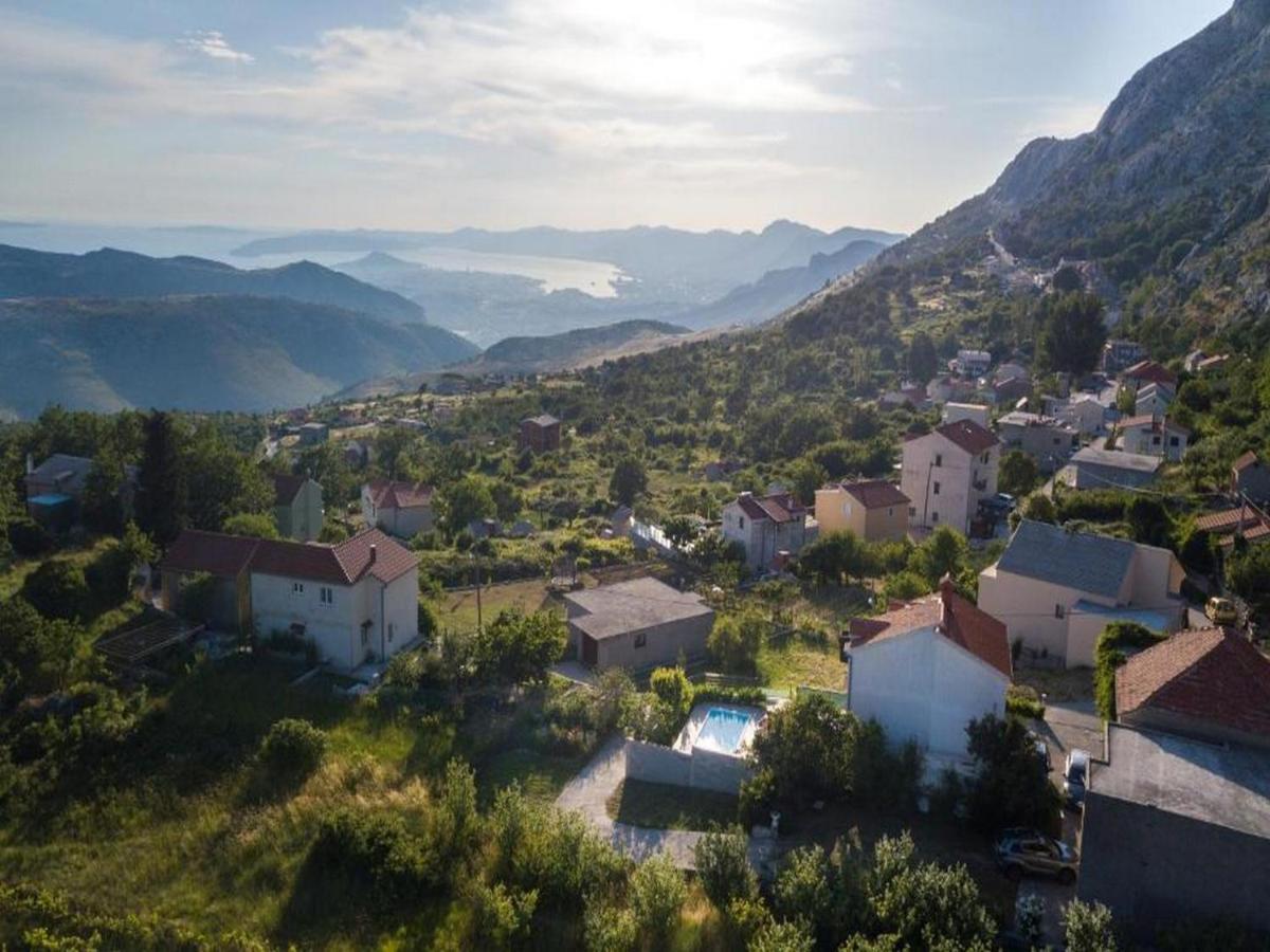 Holiday Home Mons Aureus Gornje Sitno Exterior foto